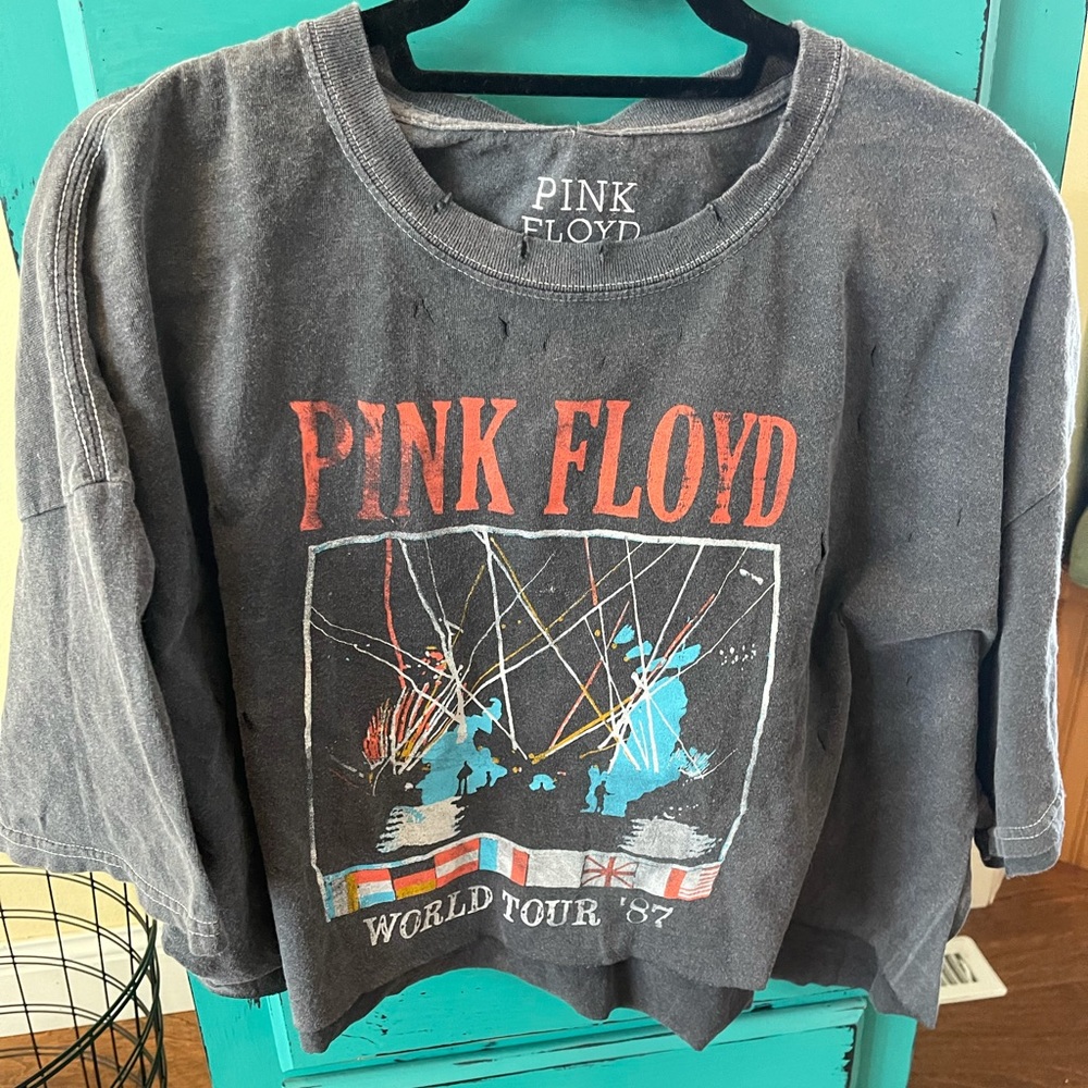 Pink Floyd World Tour crop boxy tee NWT
